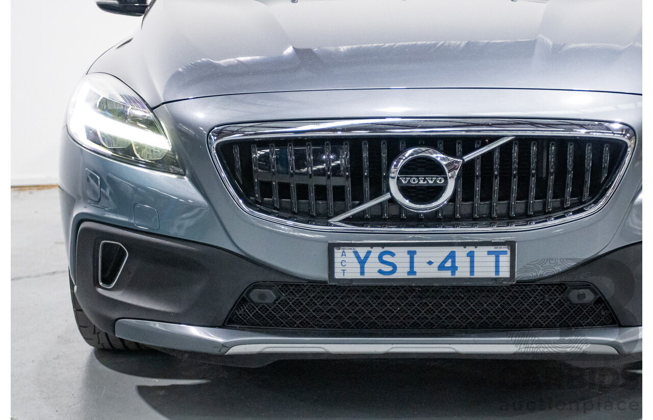 11/2016 Volvo V60 T5 Luxury Cross Country MY17 4D Wagon Osmium Grey Metallic 2.0L