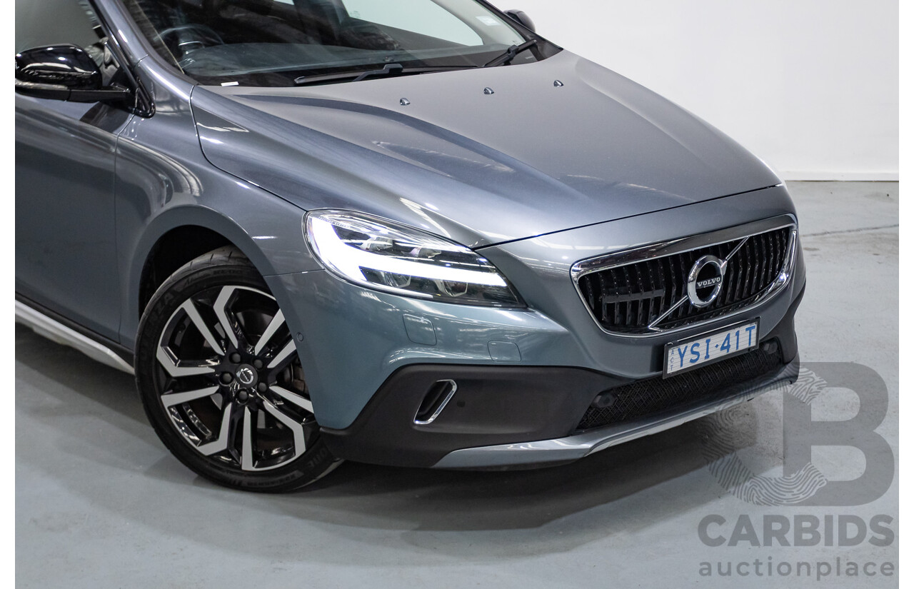 11/2016 Volvo V60 T5 Luxury Cross Country MY17 4D Wagon Osmium Grey Metallic 2.0L