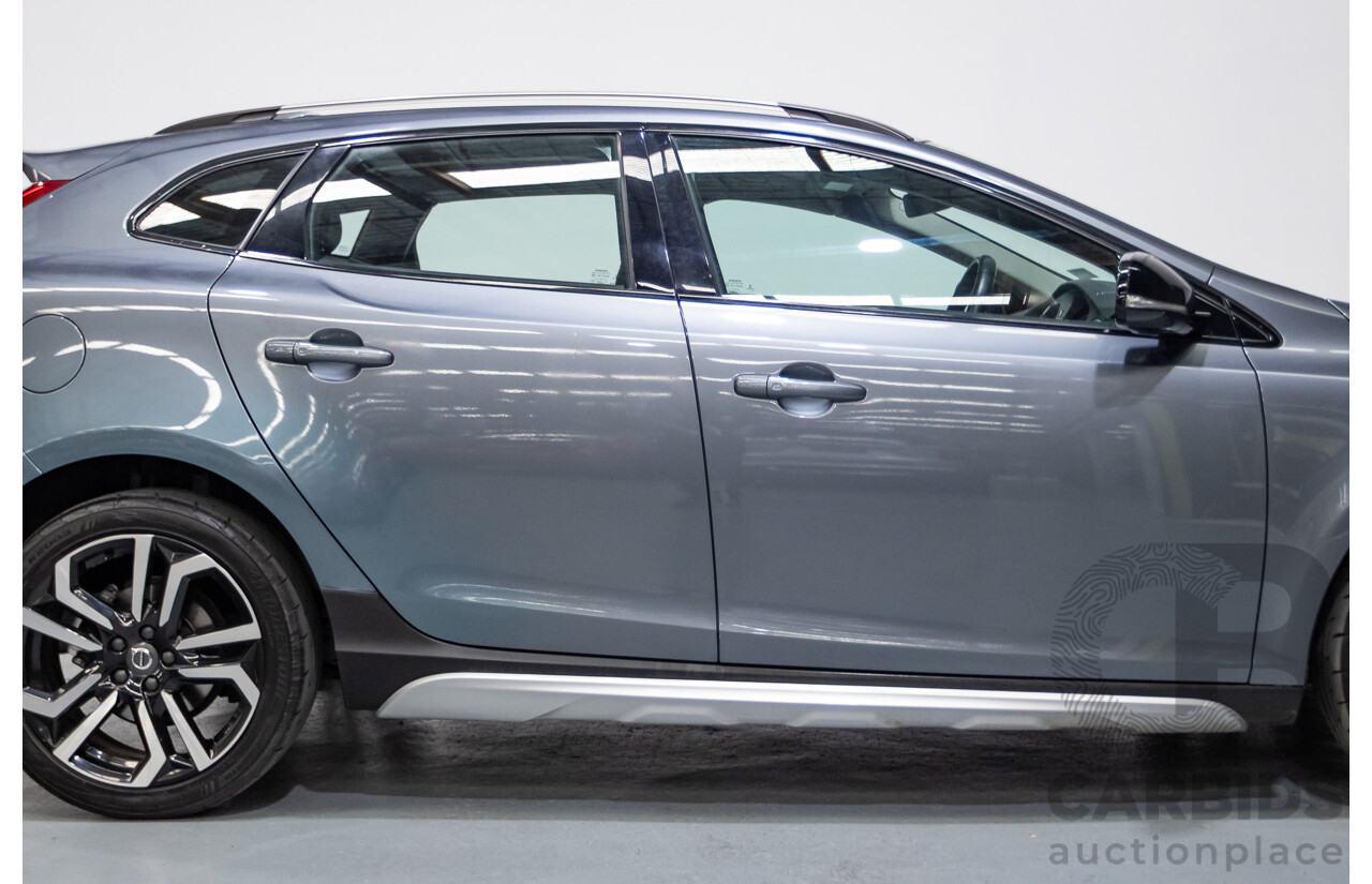 11/2016 Volvo V60 T5 Luxury Cross Country MY17 4D Wagon Osmium Grey Metallic 2.0L