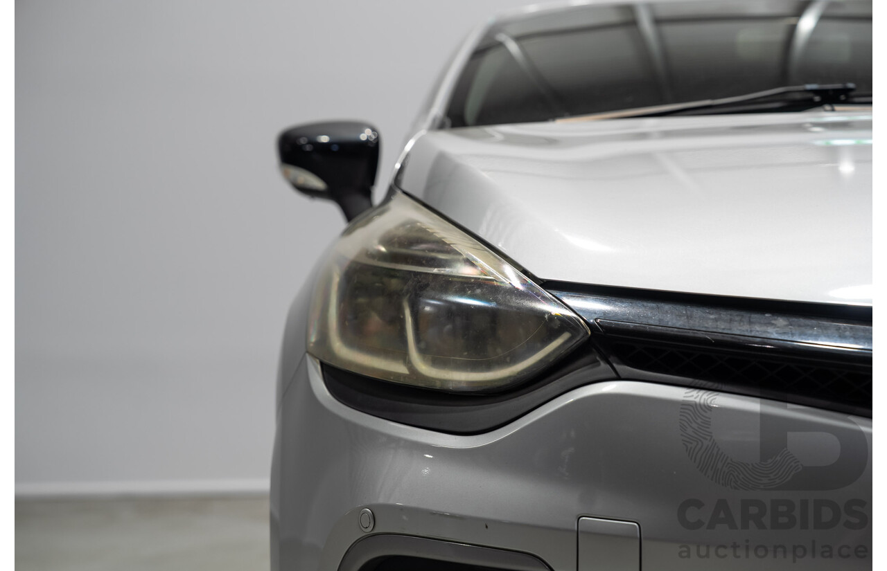 12/2013 Renault Clio R.S. 200 CUP X98 5d Hatchback Silver 1.6L