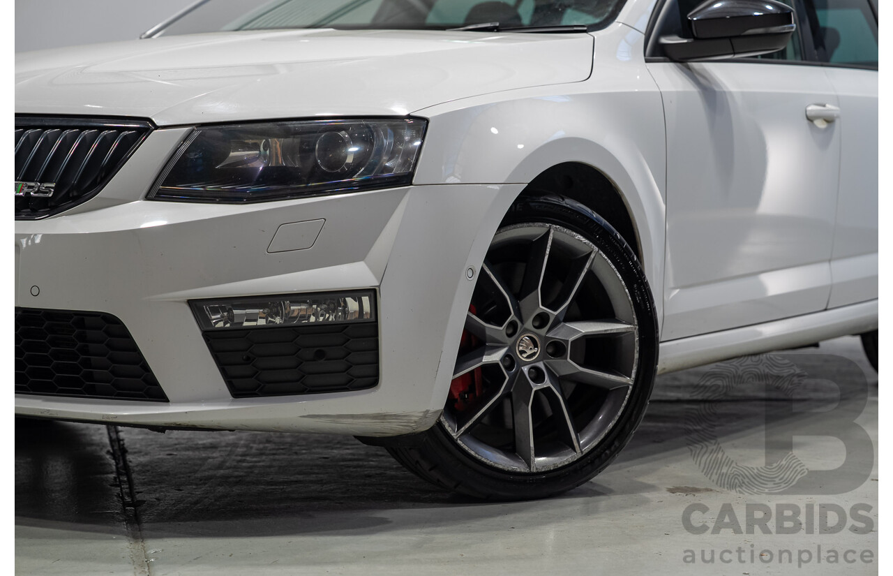 06/2015 Skoda Octavia RS 162 TSI NE MY15 4d Wagon White Turbo 2.0L