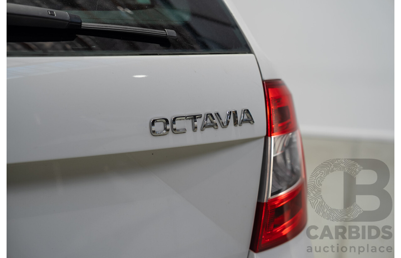 06/2015 Skoda Octavia RS 162 TSI NE MY15 4d Wagon White Turbo 2.0L