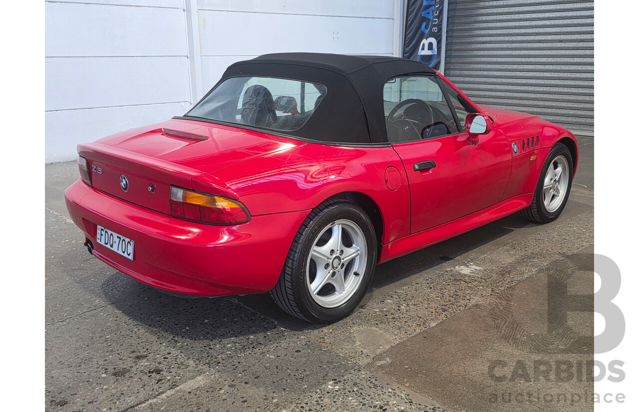 02/1997 BMW Z3 E36 (RWD) 2d Roadster Convertible Red 1.9L
