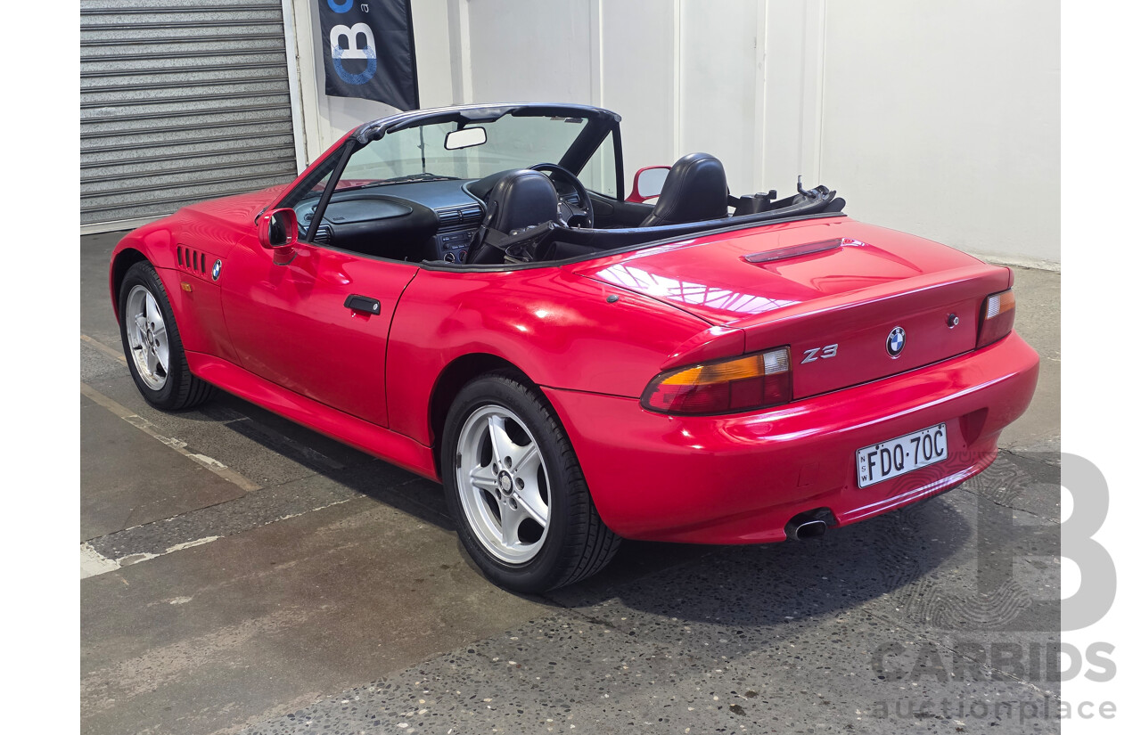 02/1997 BMW Z3 E36 (RWD) 2d Roadster Convertible Red 1.9L