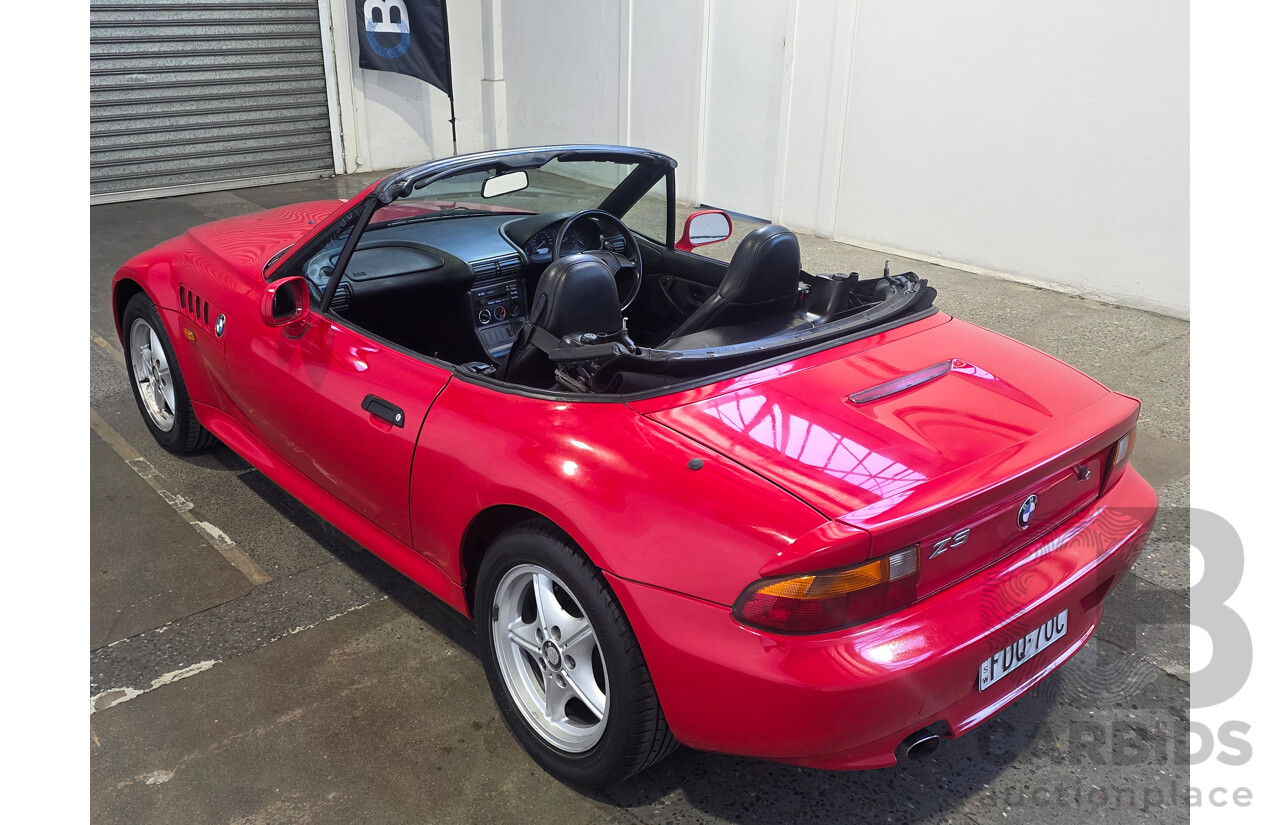 02/1997 BMW Z3 E36 (RWD) 2d Roadster Convertible Red 1.9L