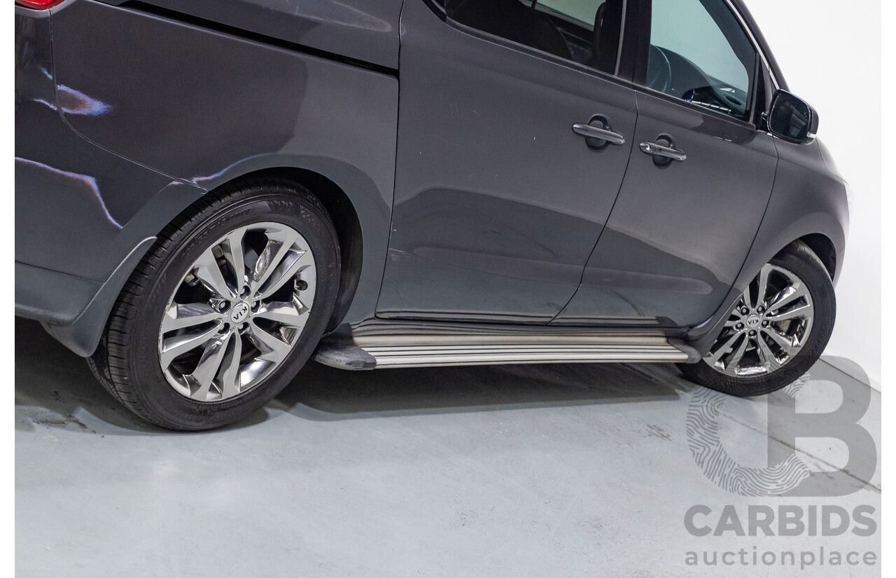 9/2015 Kia Carnival Platinum YP 4d Wagon Graphite Grey V6 3.3L - 8 Seater