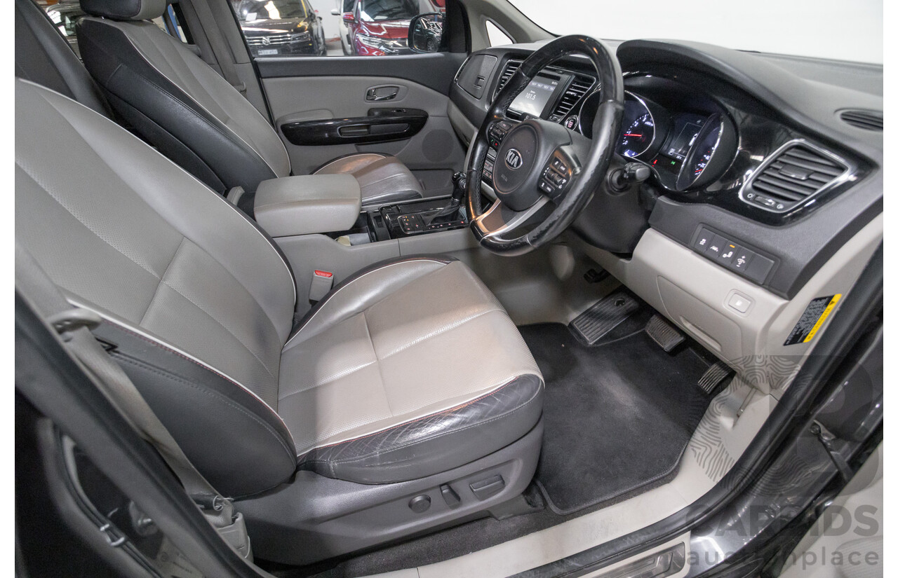 9/2015 Kia Carnival Platinum YP 4d Wagon Graphite Grey V6 3.3L - 8 Seater