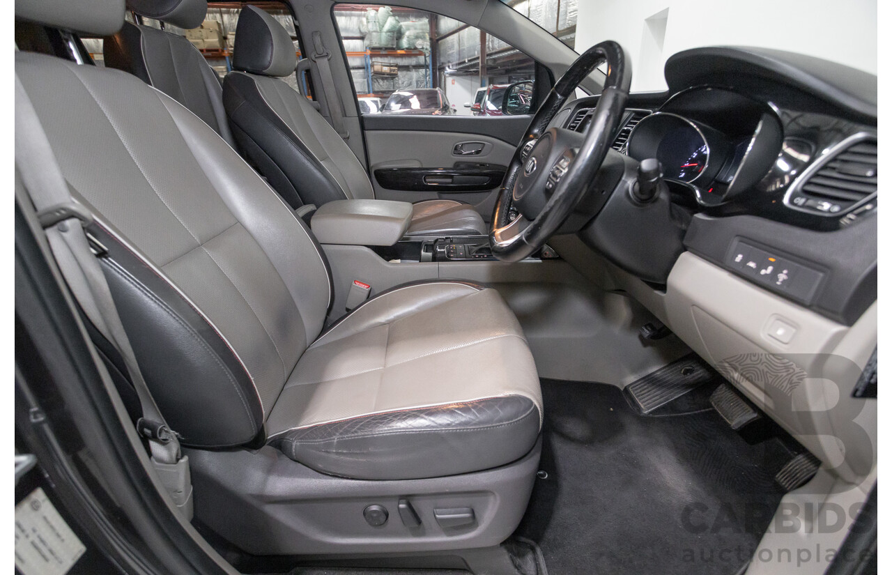 9/2015 Kia Carnival Platinum YP 4d Wagon Graphite Grey V6 3.3L - 8 Seater