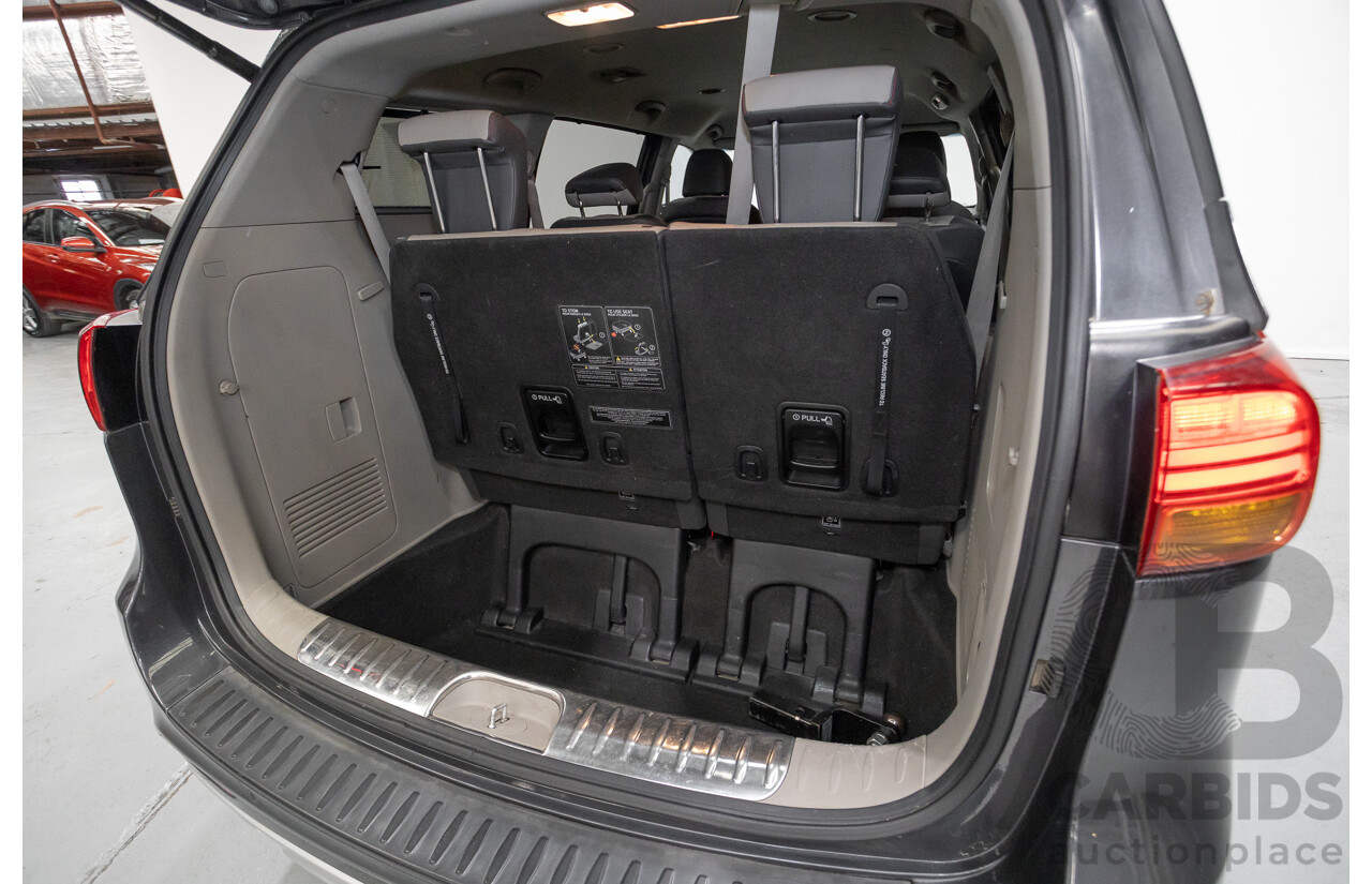 9/2015 Kia Carnival Platinum YP 4d Wagon Graphite Grey V6 3.3L - 8 Seater