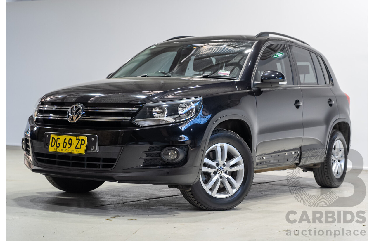 08/2012 Volkswagen Tiguan 132 TSI (AWD) 5NC MY12 4d Wagon Black Turbo 2.0L