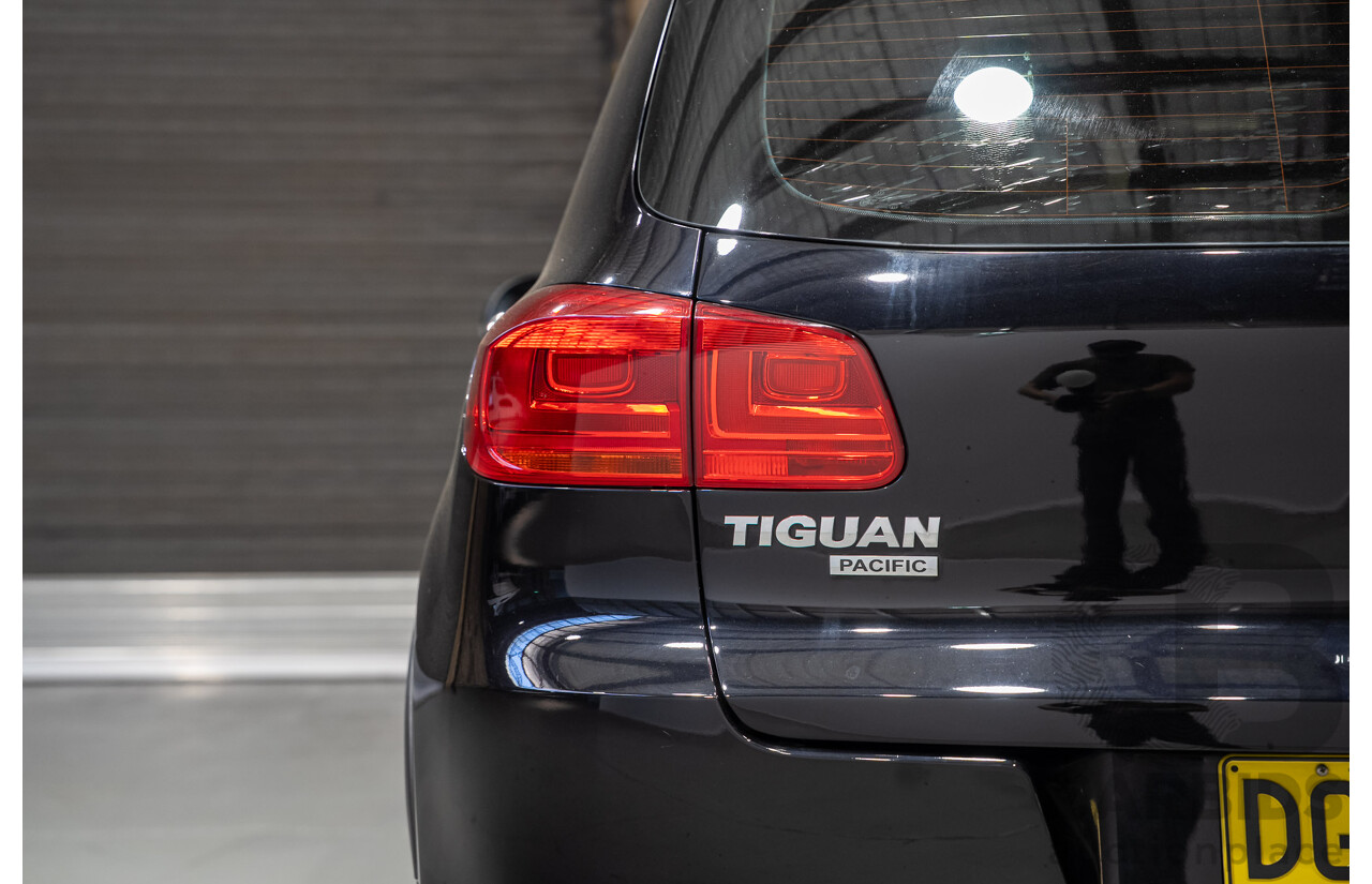 08/2012 Volkswagen Tiguan 132 TSI (AWD) 5NC MY12 4d Wagon Black Turbo 2.0L