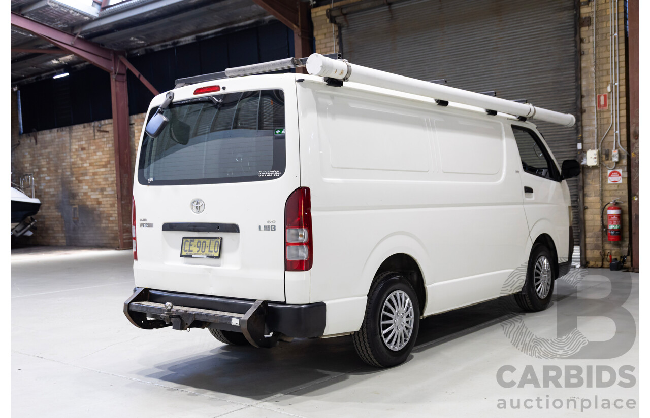 01/2008 Toyota Hiace LWB TRH201R MY07 UPGRADE 4d Van White 2.7L