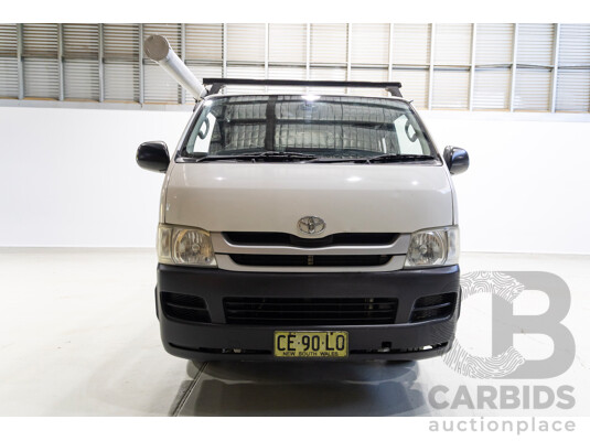01/2008 Toyota Hiace LWB TRH201R MY07 UPGRADE 4d Van White 2.7L