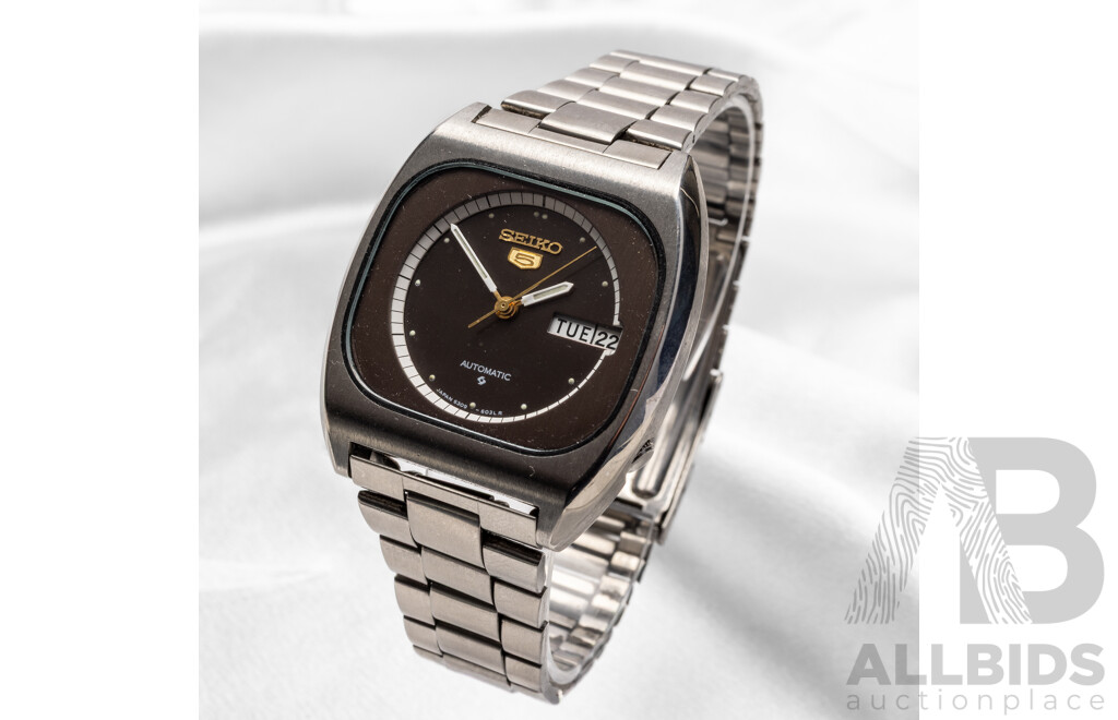 Vintage Seiko 5 Automatic Watch - 7009-3171