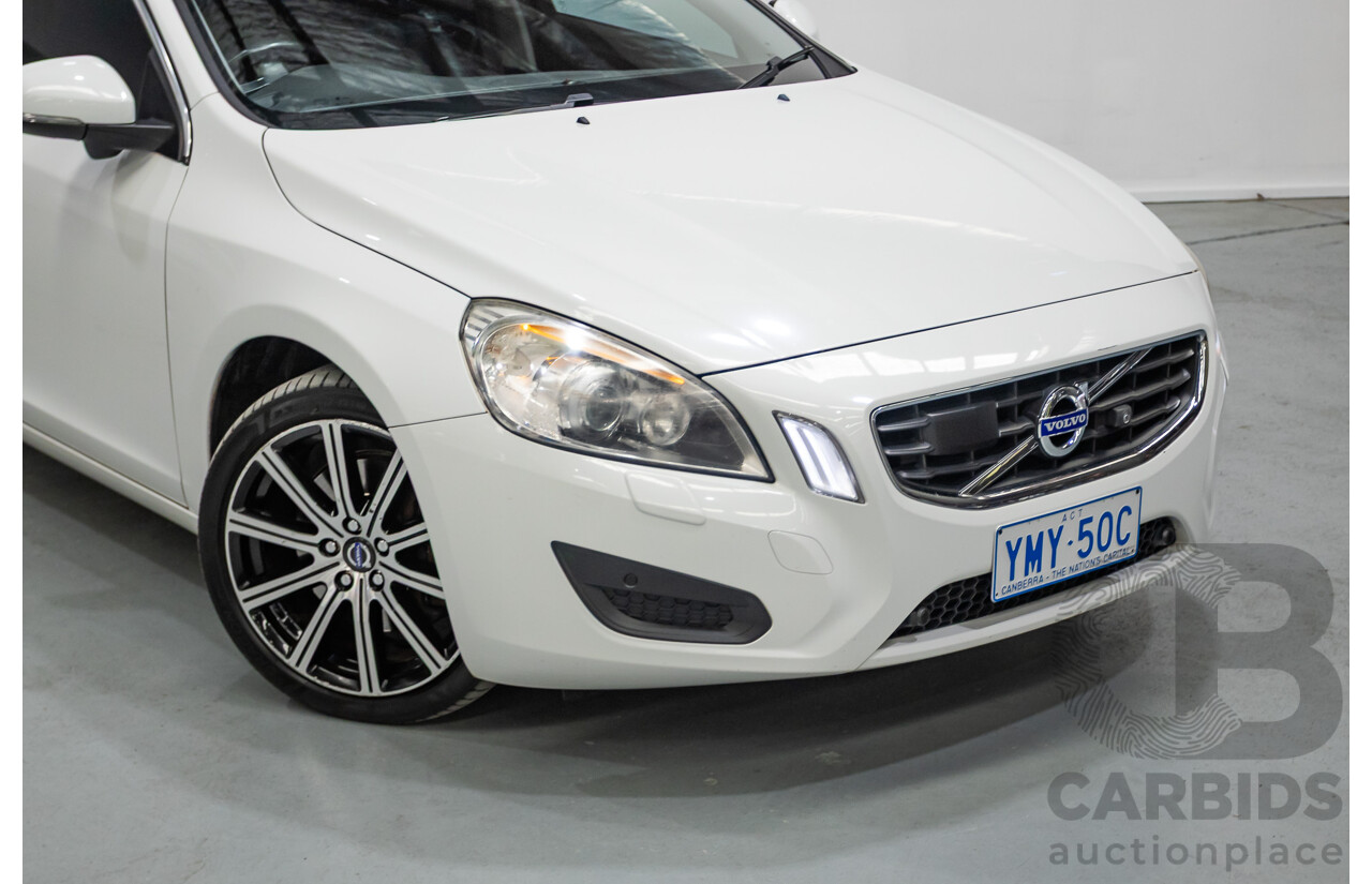 11/2010 Volvo S60 D5 (AWD) F 4d Sedan White Twin Turbo Diesel 2.4L
