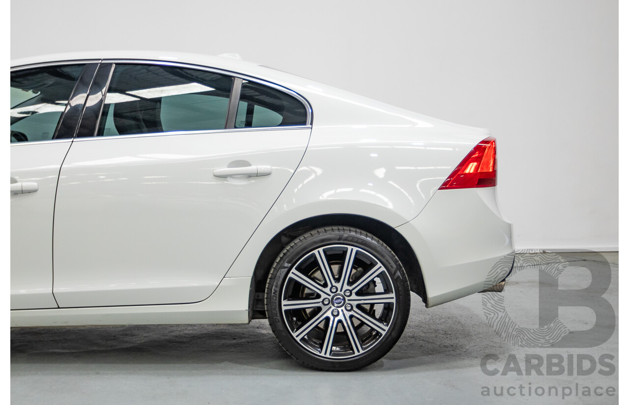 11/2010 Volvo S60 D5 (AWD) F 4d Sedan White Twin Turbo Diesel 2.4L