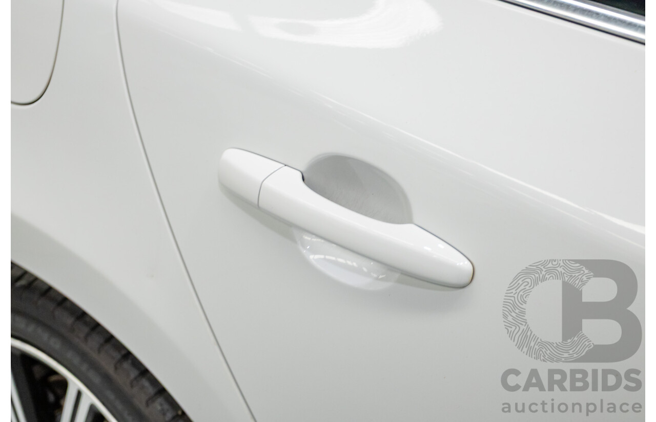 11/2010 Volvo S60 D5 (AWD) F 4d Sedan White Twin Turbo Diesel 2.4L