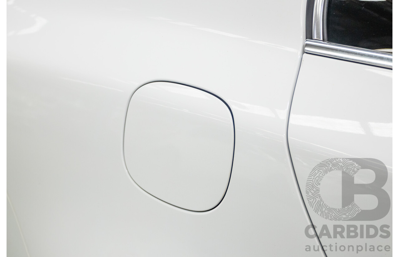 11/2010 Volvo S60 D5 (AWD) F 4d Sedan White Twin Turbo Diesel 2.4L