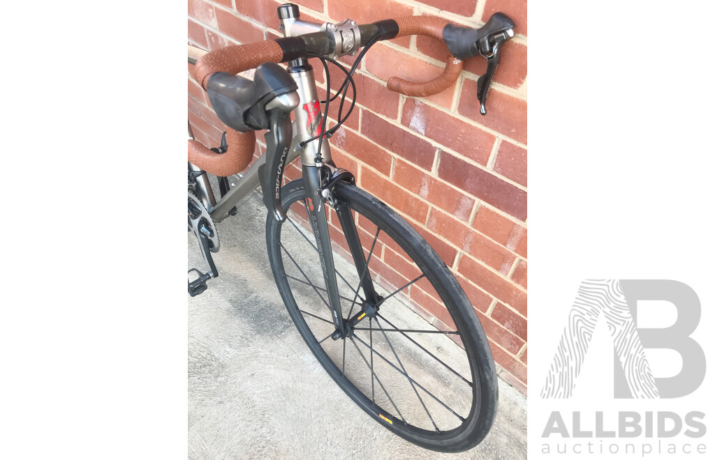 Lynskey Titanium R450 11 Speed Road Bike