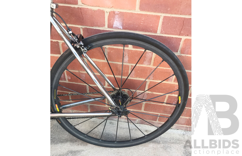Lynskey Titanium R450 11 Speed Road Bike