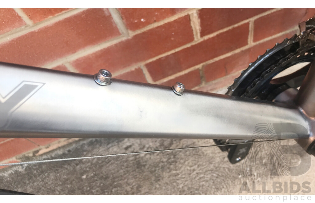 Lynskey Titanium R450 11 Speed Road Bike