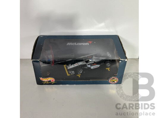 Hot Wheels Racing McLaren Mattel Model Car 1:24 Scale