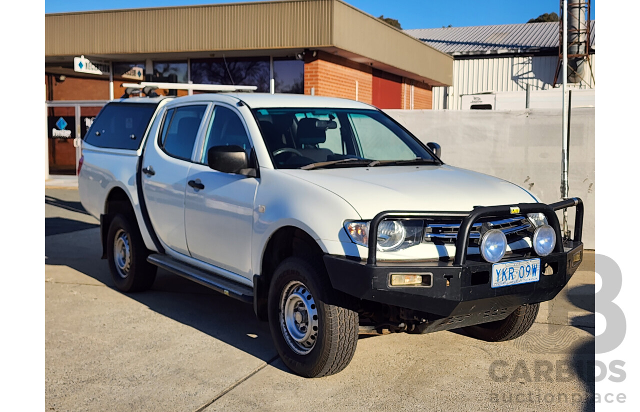 09/2009 Mitsubishi Triton GLX (4x4) ML MY09 Double Cab Utility White 3.2L