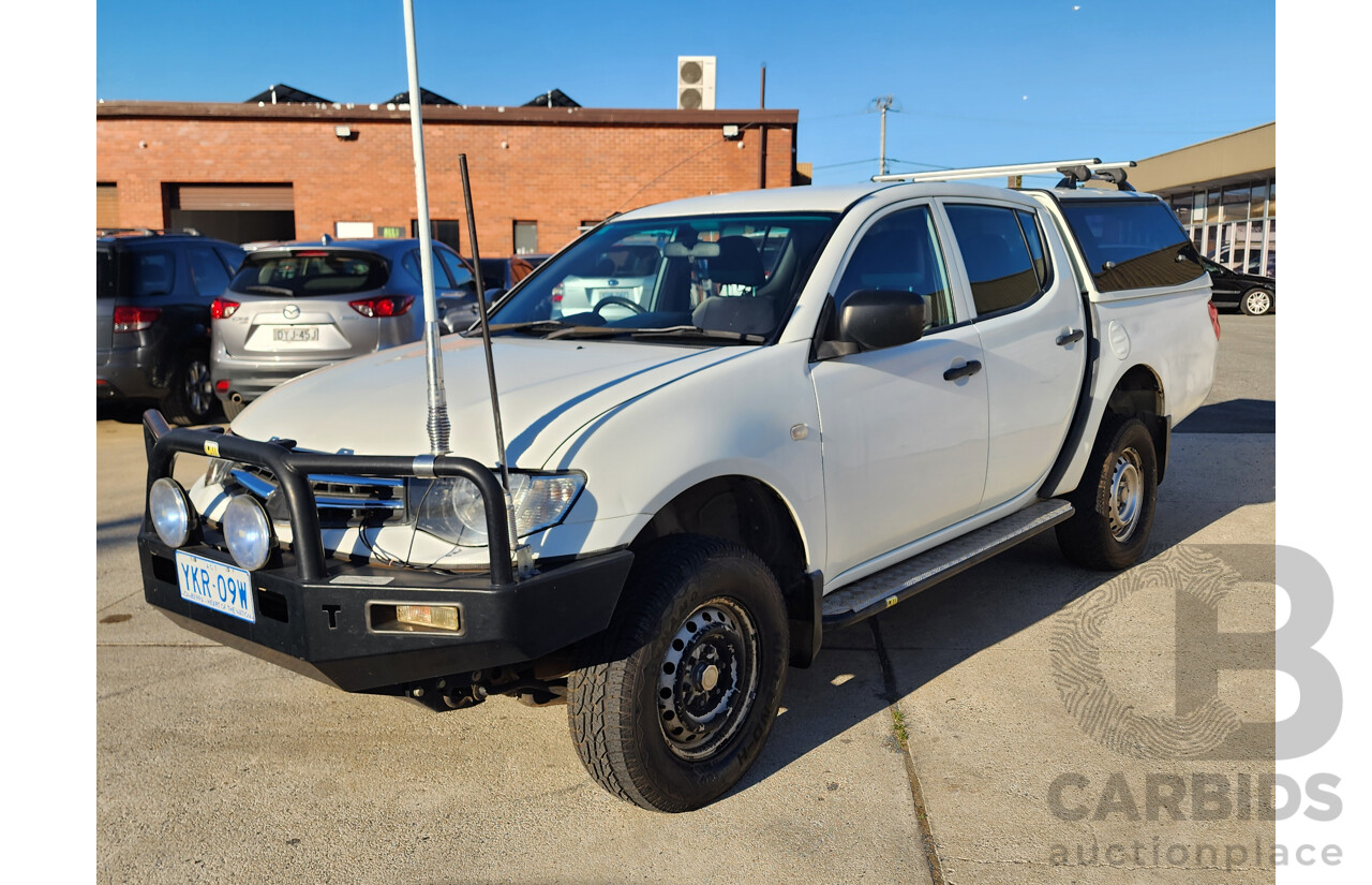 09/2009 Mitsubishi Triton GLX (4x4) ML MY09 Double Cab Utility White 3.2L