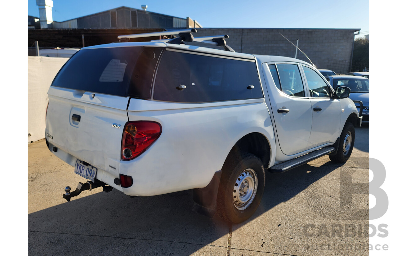 09/2009 Mitsubishi Triton GLX (4x4) ML MY09 Double Cab Utility White 3.2L