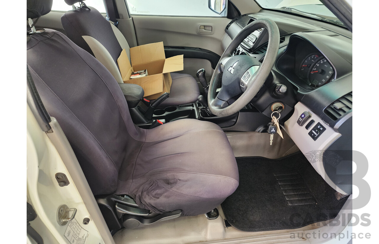 09/2009 Mitsubishi Triton GLX (4x4) ML MY09 Double Cab Utility White 3.2L