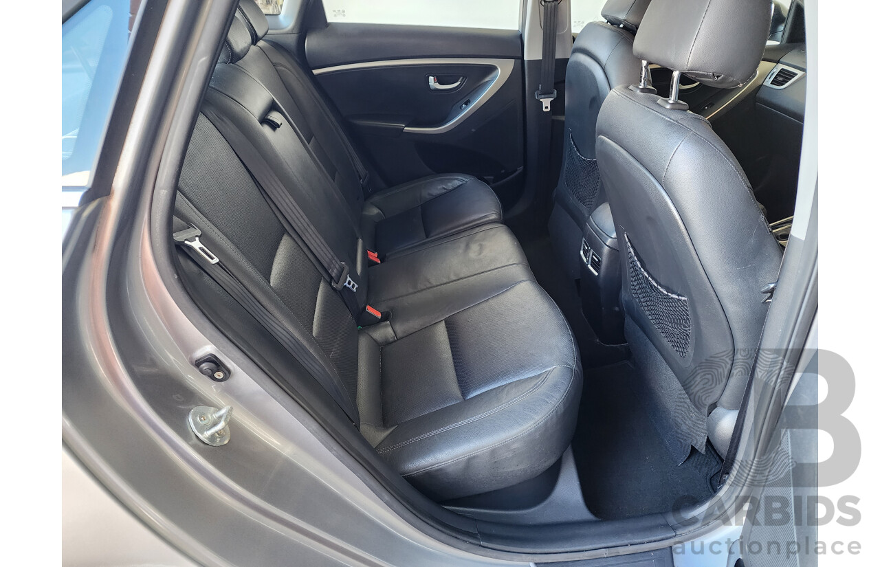 06/2013 Hyundai i30 Premium GD 5d Hatchback Silver 1.8L