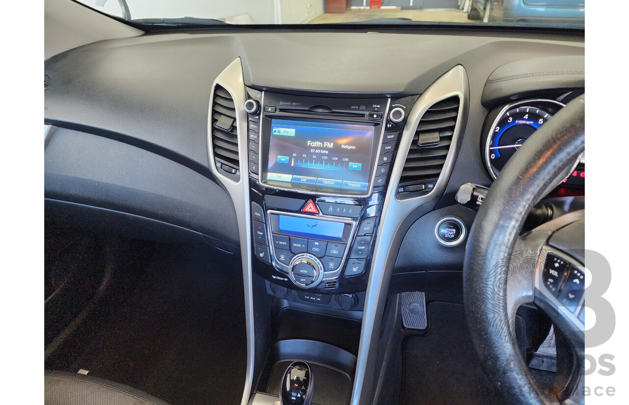 06/2013 Hyundai i30 Premium GD 5d Hatchback Silver 1.8L