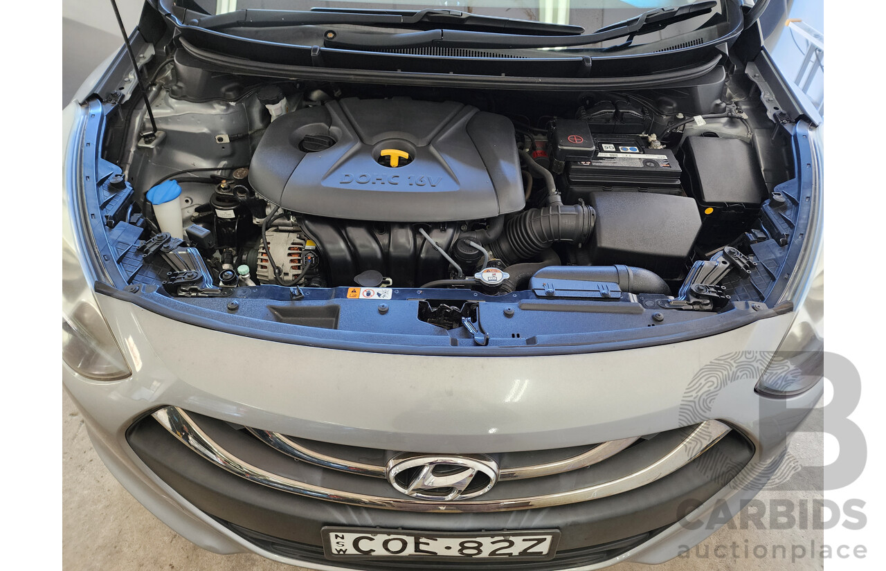 06/2013 Hyundai i30 Premium GD 5d Hatchback Silver 1.8L
