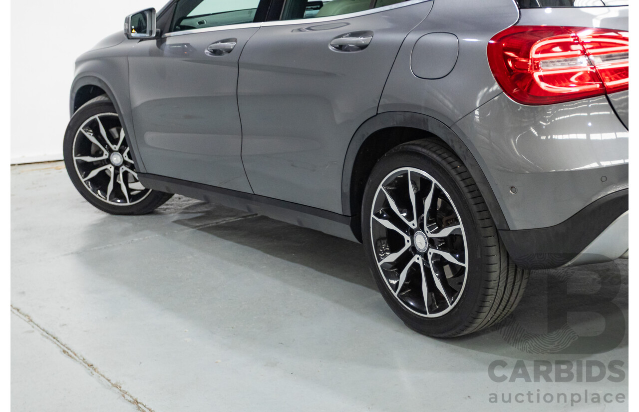10/2015 Mercedes-Benz GLA 250 4Matic (AWD) X156 MY16 4d Wagon Mountain Grey Metallic Turbo 2.0L