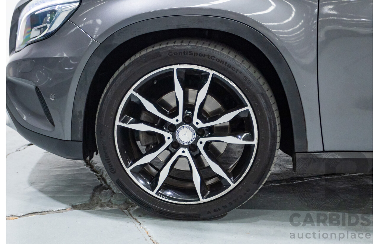 10/2015 Mercedes-Benz GLA 250 4Matic (AWD) X156 MY16 4d Wagon Mountain Grey Metallic Turbo 2.0L