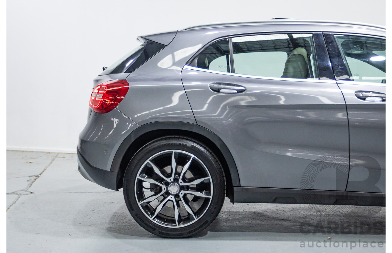 10/2015 Mercedes-Benz GLA 250 4Matic (AWD) X156 MY16 4d Wagon Mountain Grey Metallic Turbo 2.0L