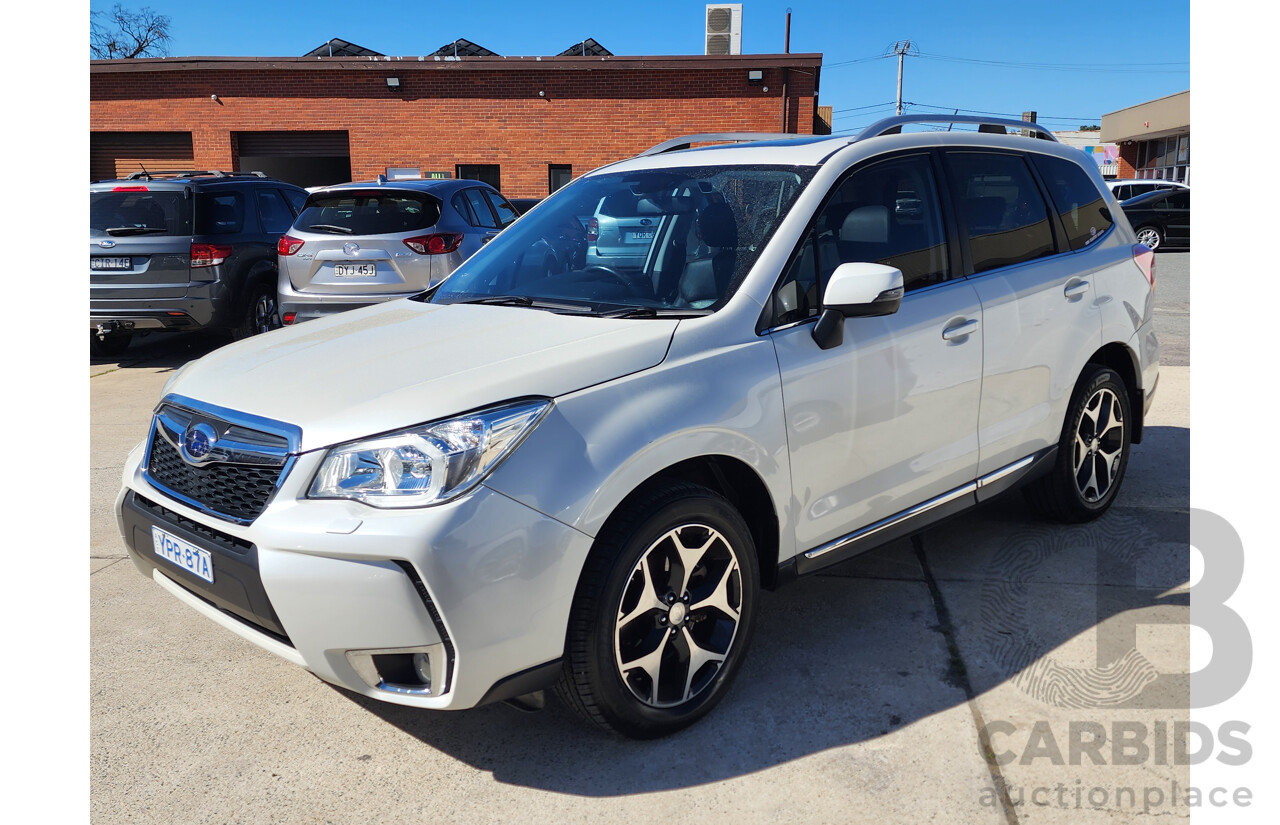 10/2014 Subaru Forester 2.0xt Premium MY14 4d Wagon White 2.0L