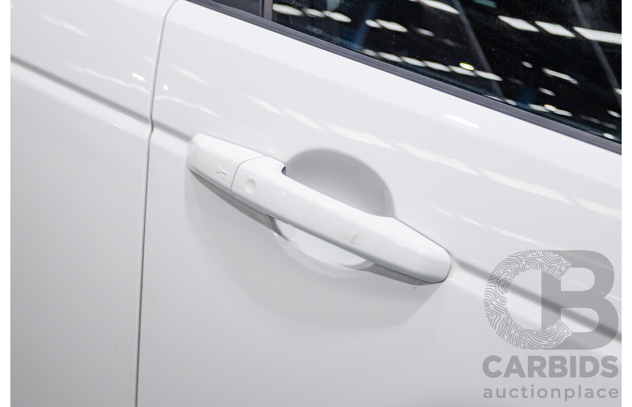 8/2015 Land Rover Discovery Sport SD4 SE (AWD) LC MY16 4d Wagon Fuji White Turbo 2.2L - 7 Seater