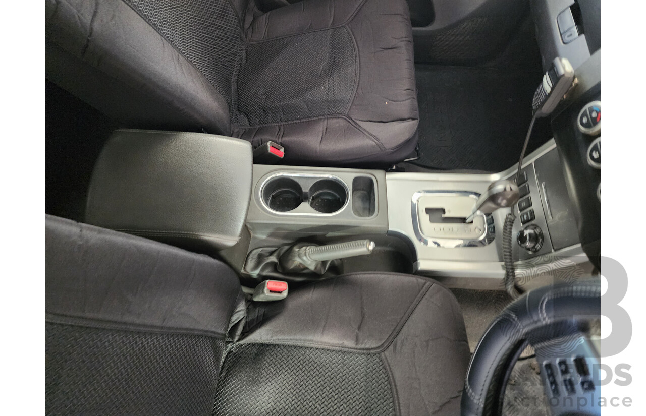 07/2010 Nissan Navara ST-X (4x4) D40 SERIES 4 Dual Cab P/Up Silver 2.5L