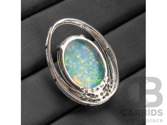 925 Sterling Silver Pendant with Opal & Cubic Zirconias - 2.58gms