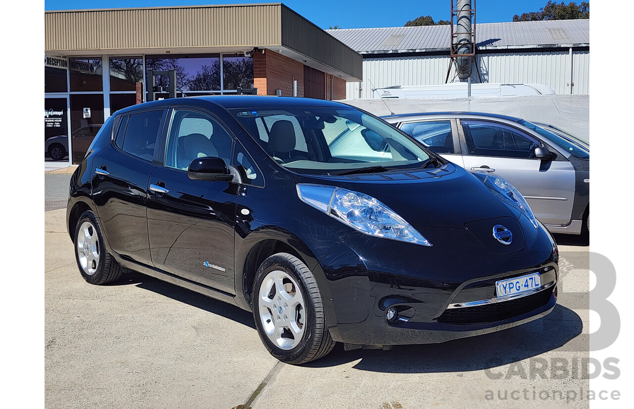 01/2013 Nissan Leaf  ZE0 5d Hatchback Black 0.0