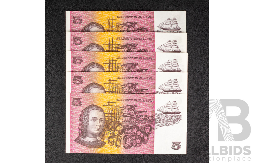 Five Australian 1990 UNC Five Dollar Notes, R212 Fraser/Higgins, Consecutive QFX 67902 - QFX 67906