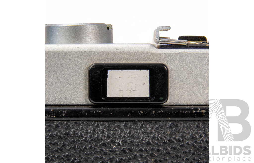 Ricoh 35 ZF 35mm Film Camera with Rikenon 40mm F2.8 Lens