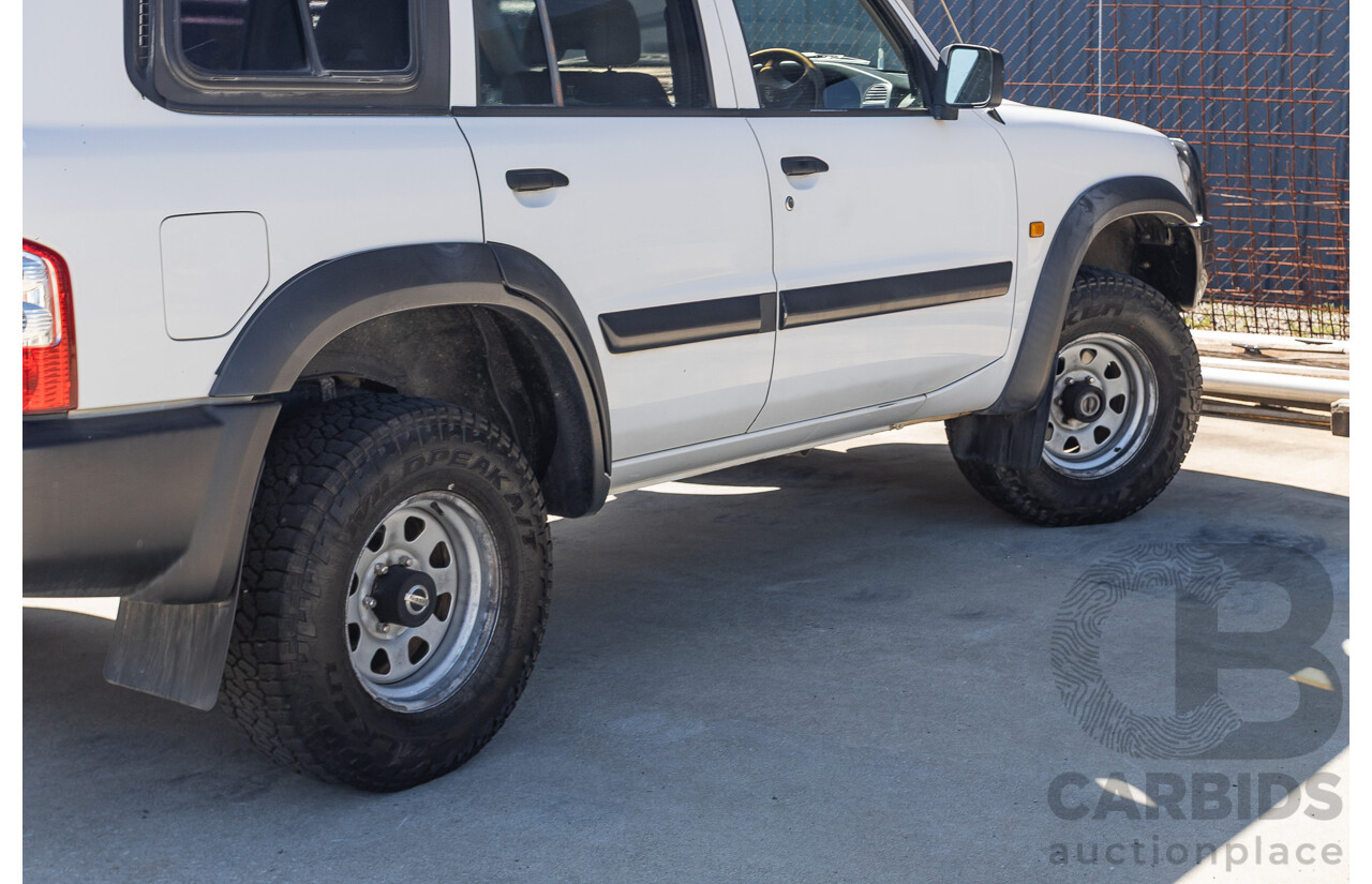 01/2004 Nissan Patrol DX (4x4) GU III 4D Wagon White Turbo Diesel 3.0L