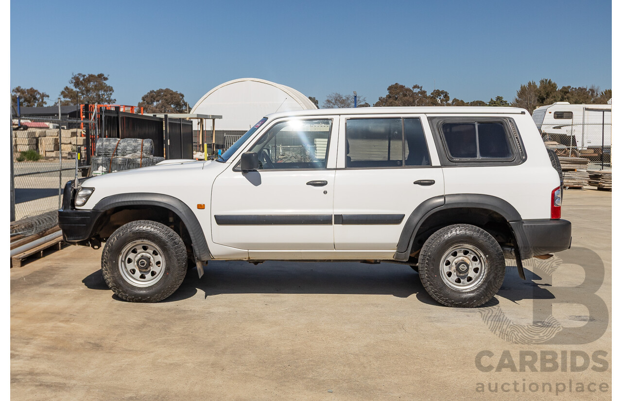 01/2004 Nissan Patrol DX (4x4) GU III 4D Wagon White Turbo Diesel 3.0L