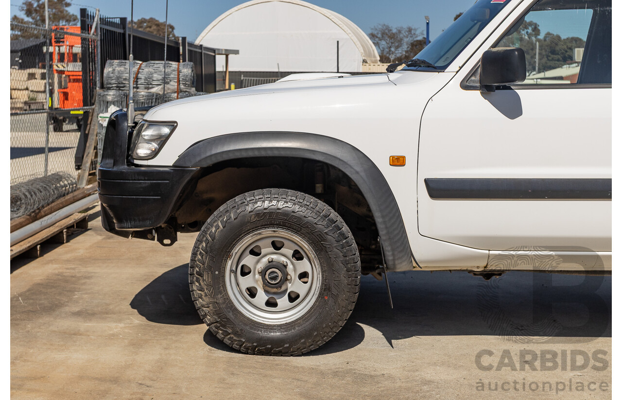 01/2004 Nissan Patrol DX (4x4) GU III 4D Wagon White Turbo Diesel 3.0L