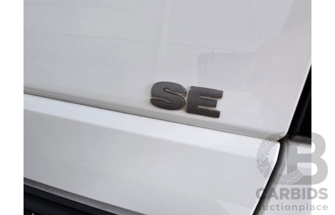 05/2015 Land Rover Discovery 3.0 SCV6 SE 4x4 MY16 4d Wagon White 3.0L
