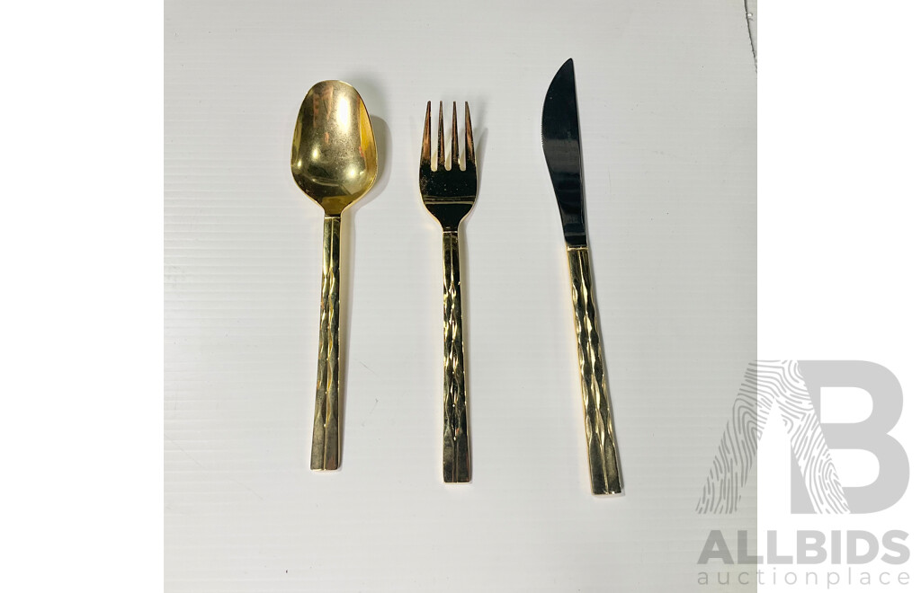 Japanese Gold-Plated Stainless Steel Flatware Set with Wooden Storage Box