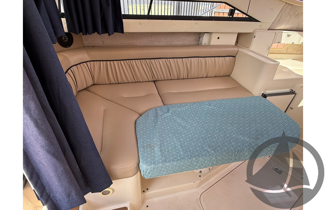 NO RESERVE | 1997 Fastlane 30 Flybridge, Twin Yamaha 300HP Four-Stroke Outboards