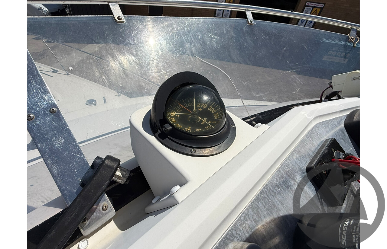 NO RESERVE | 1997 Fastlane 30 Flybridge, Twin Yamaha 300HP Four-Stroke Outboards
